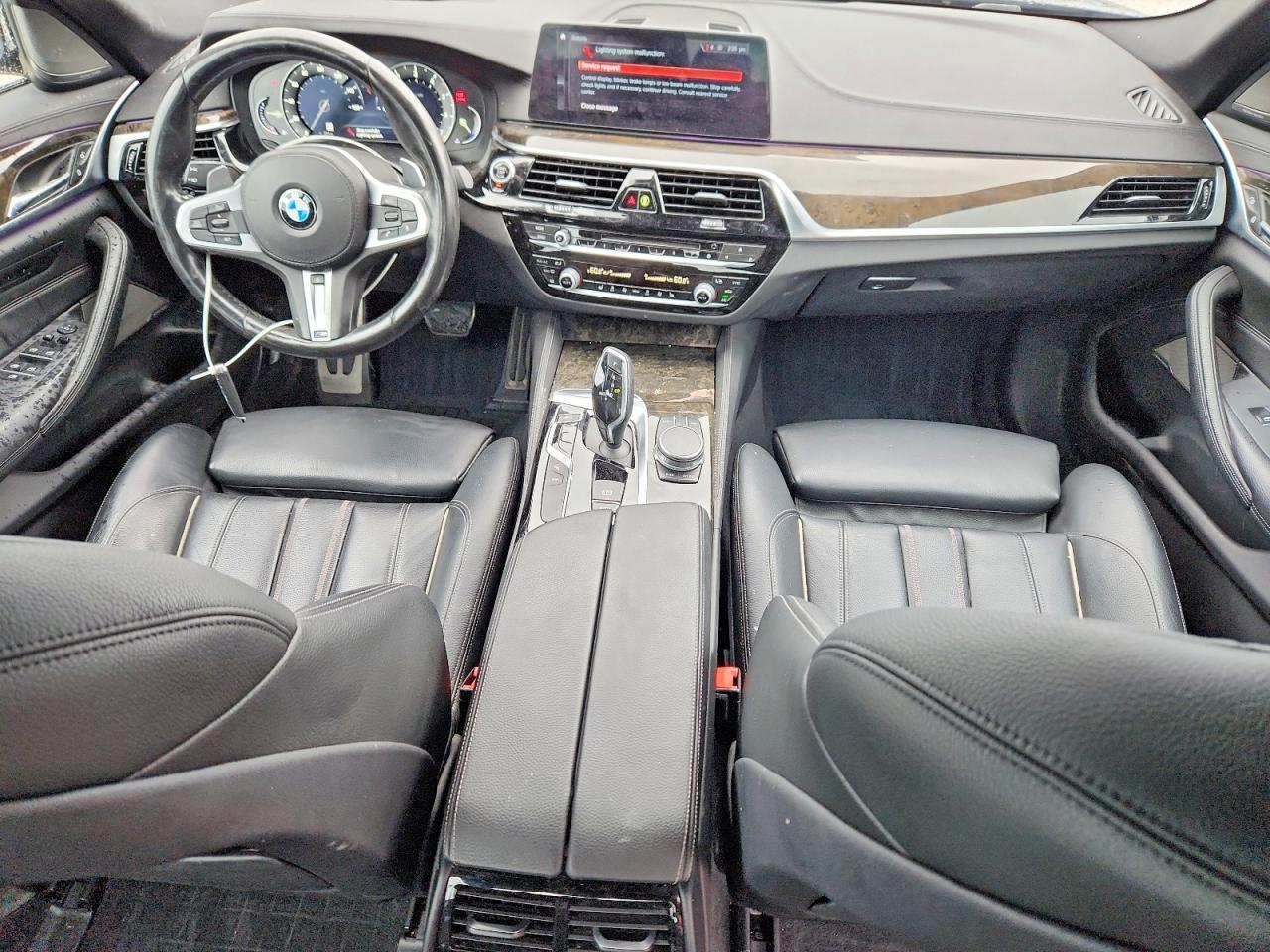 2017 BMW Seria 5 540i - zdjęcie 8