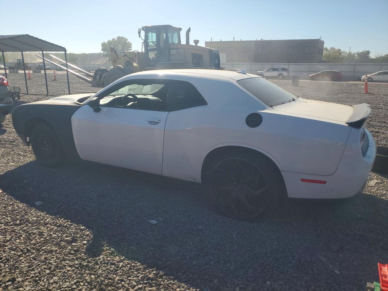 2016 Dodge Challenger Sxt - zdjęcie 2