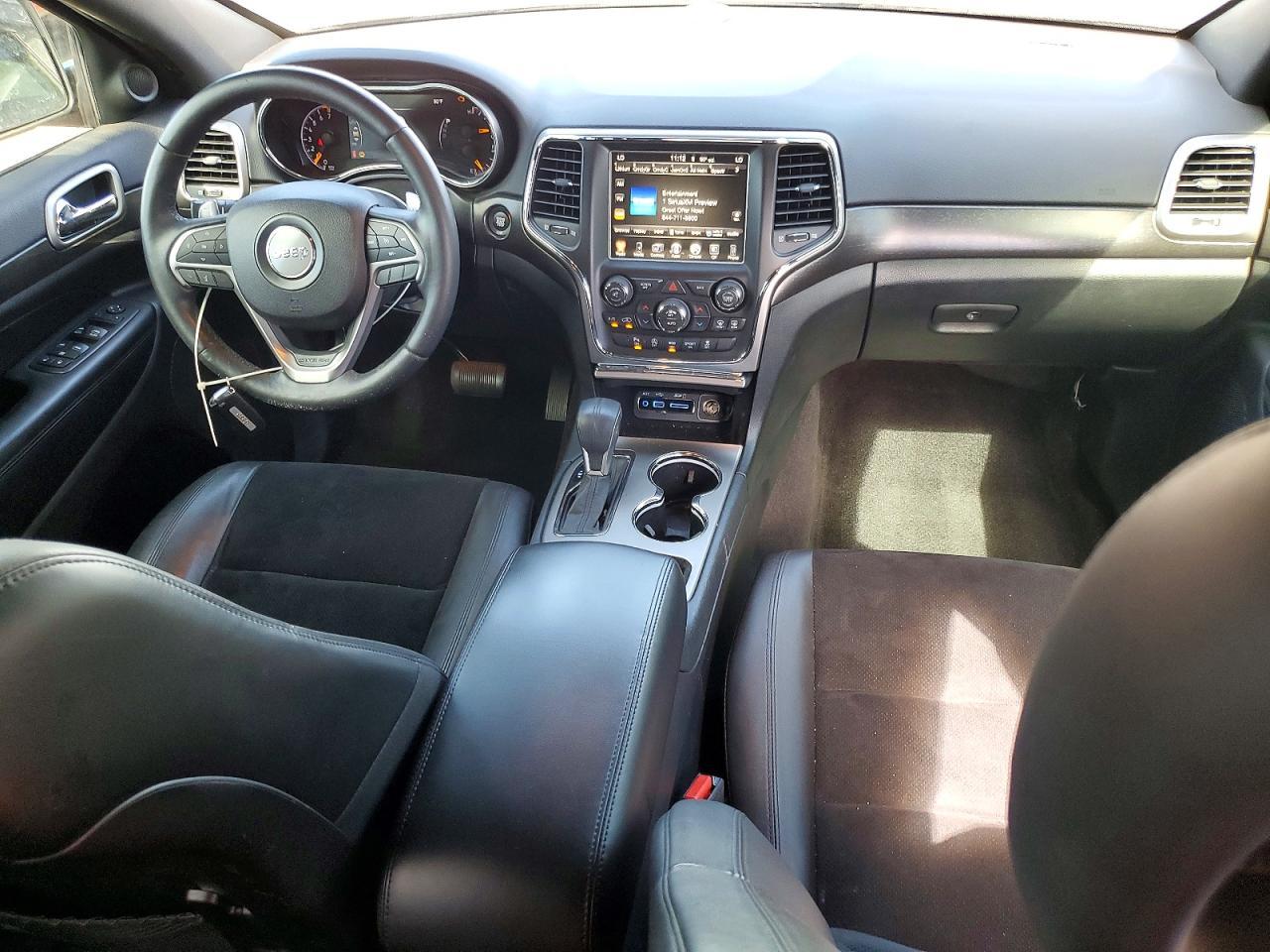 2017 Jeep Grand Cherokee Laredo - zdjęcie 8