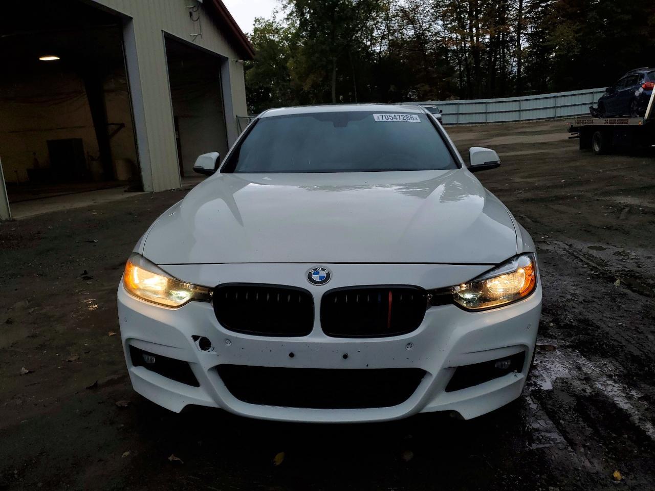 2017 BMW 330 I - zdjęcie 5