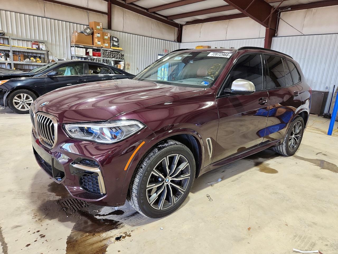 2022 BMW X5 M50I - zdjęcie główne