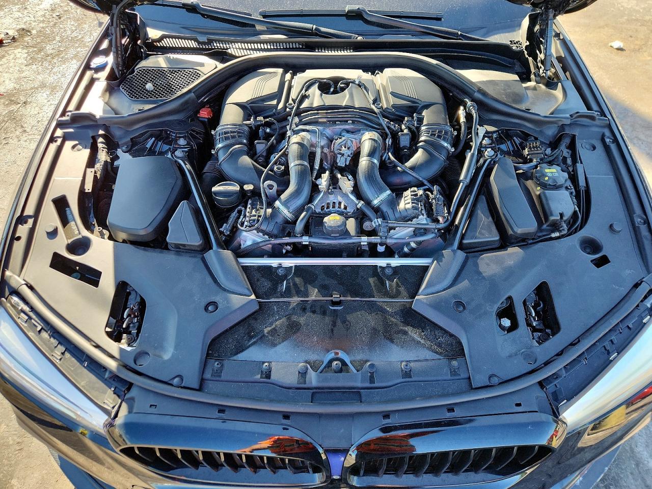 2018 BMW Seria 5 M550i - zdjęcie 11