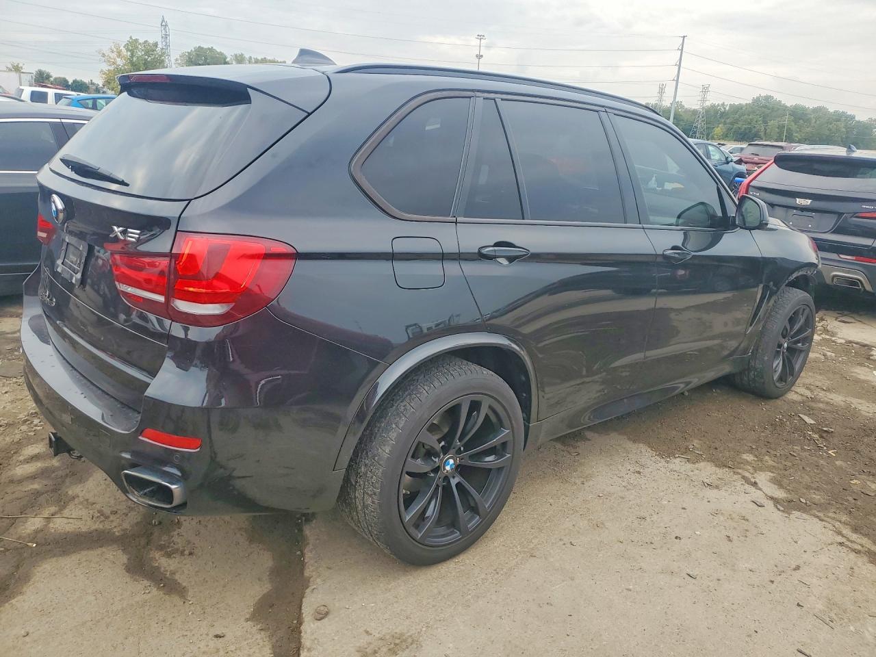 2015 BMW X5 xDrive35I - zdjęcie 3