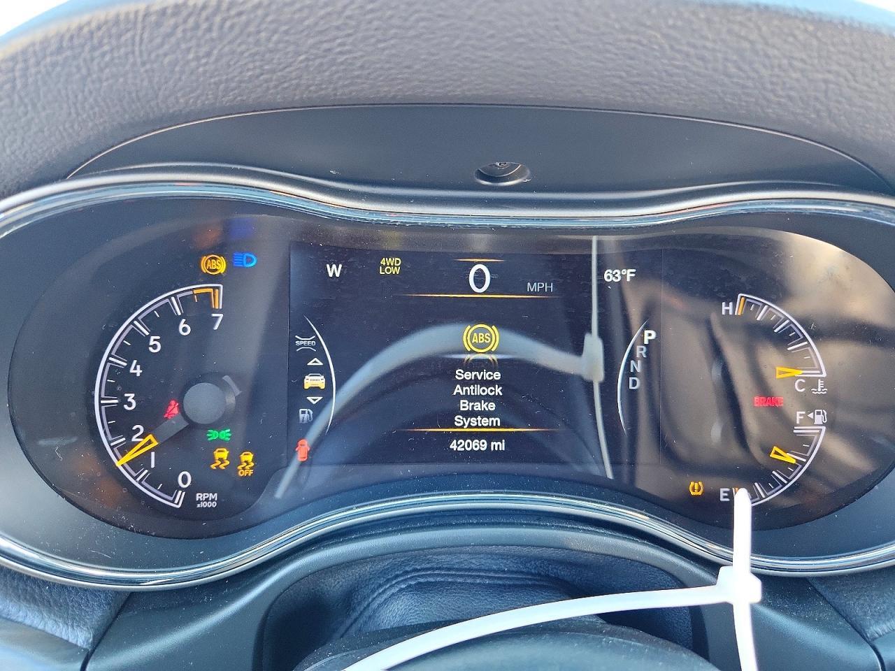 2022 Jeep Grand Cherokee Laredo E - zdjęcie 9