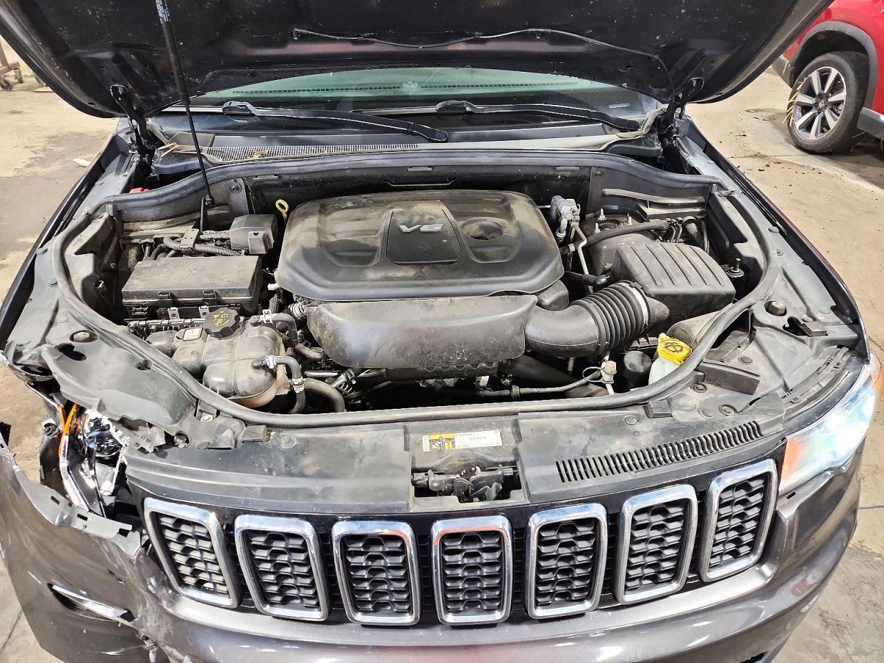 2019 Jeep Grand Cherokee Limited - zdjęcie 12