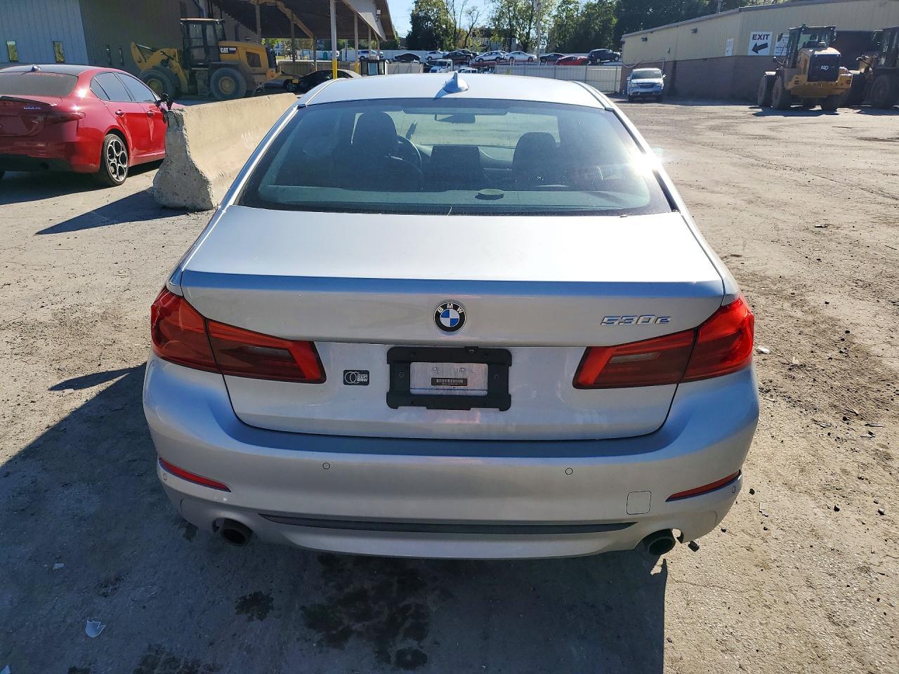 2019 BMW Seria 5 530e - zdjęcie 6
