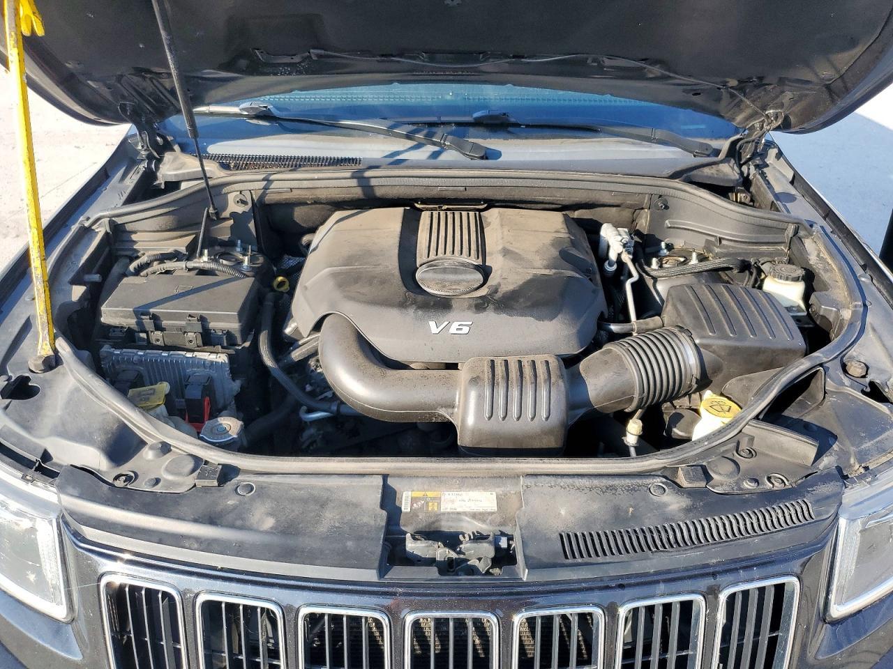 2015 Jeep Grand Cherokee Laredo - zdjęcie 12