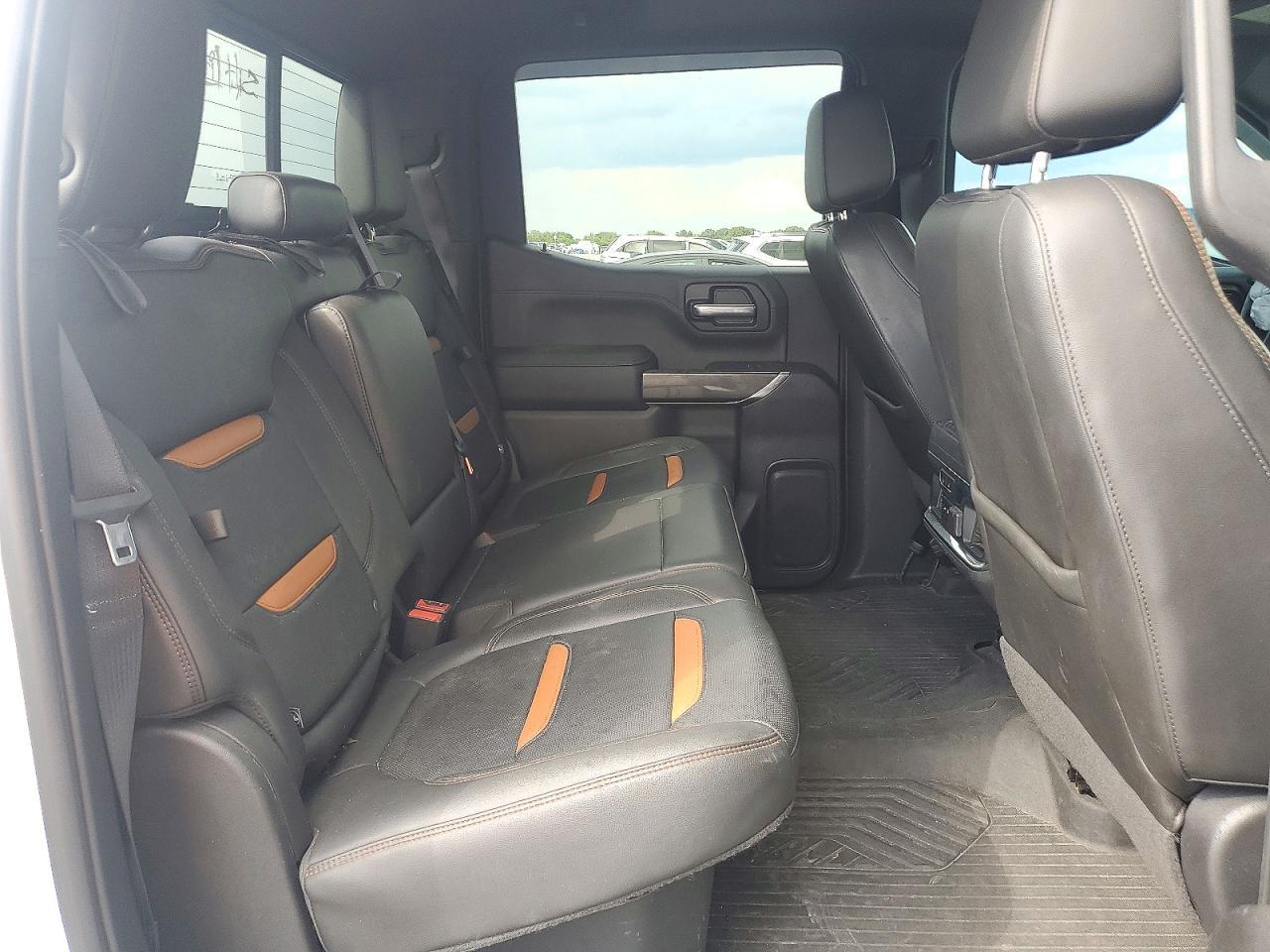 2020 GMC Sierra K1500 At4 - zdjęcie 10
