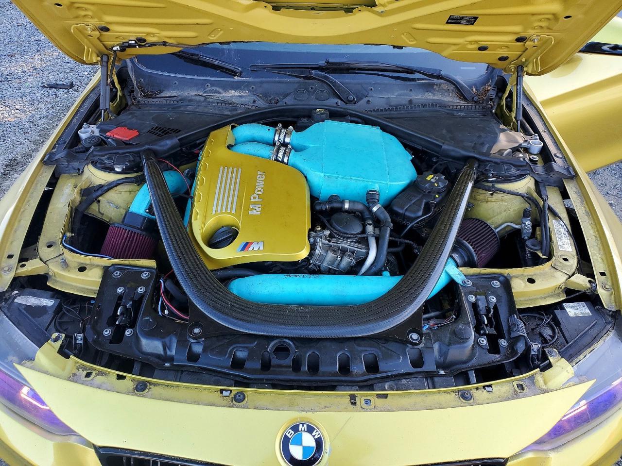 2015 BMW M4 - zdjęcie 11