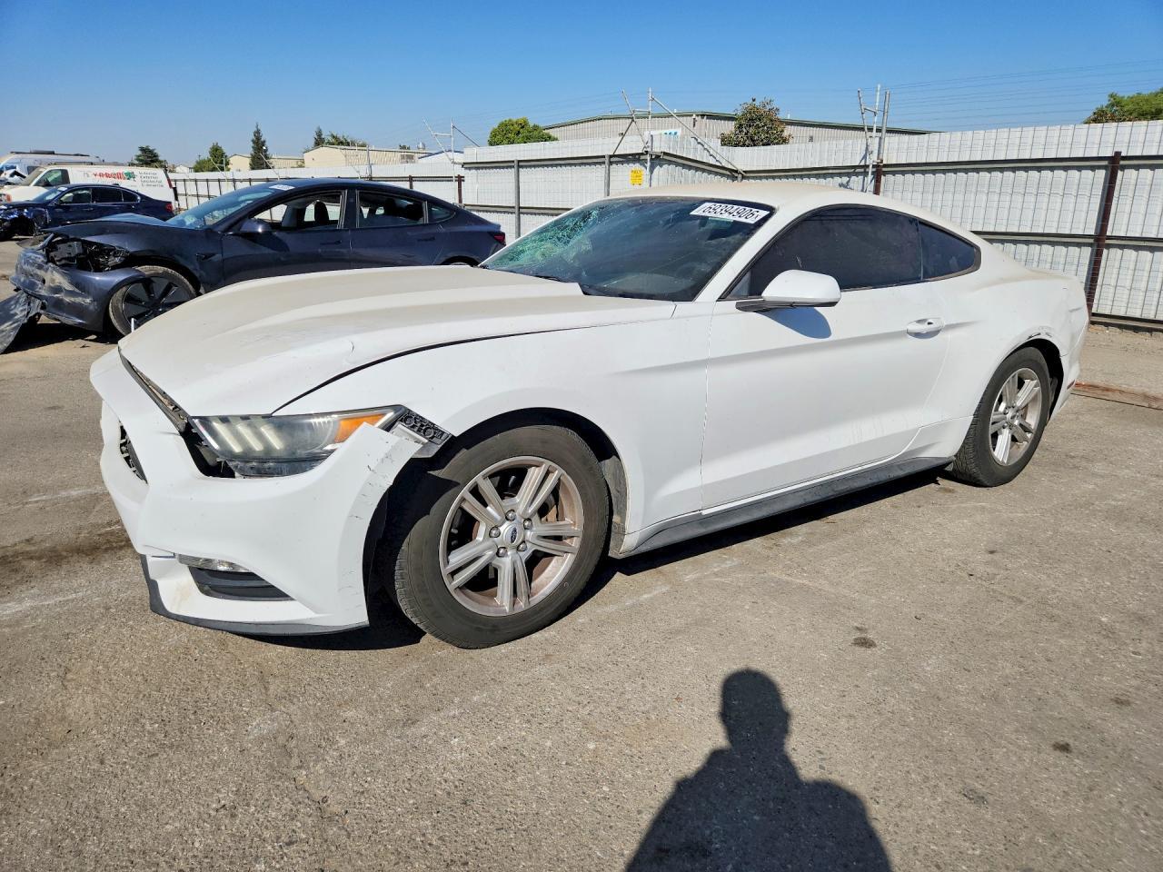 2016 Ford Mustang - zdjęcie główne