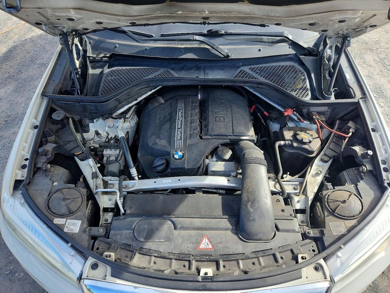 2014 BMW X5 xDrive35I - zdjęcie 12
