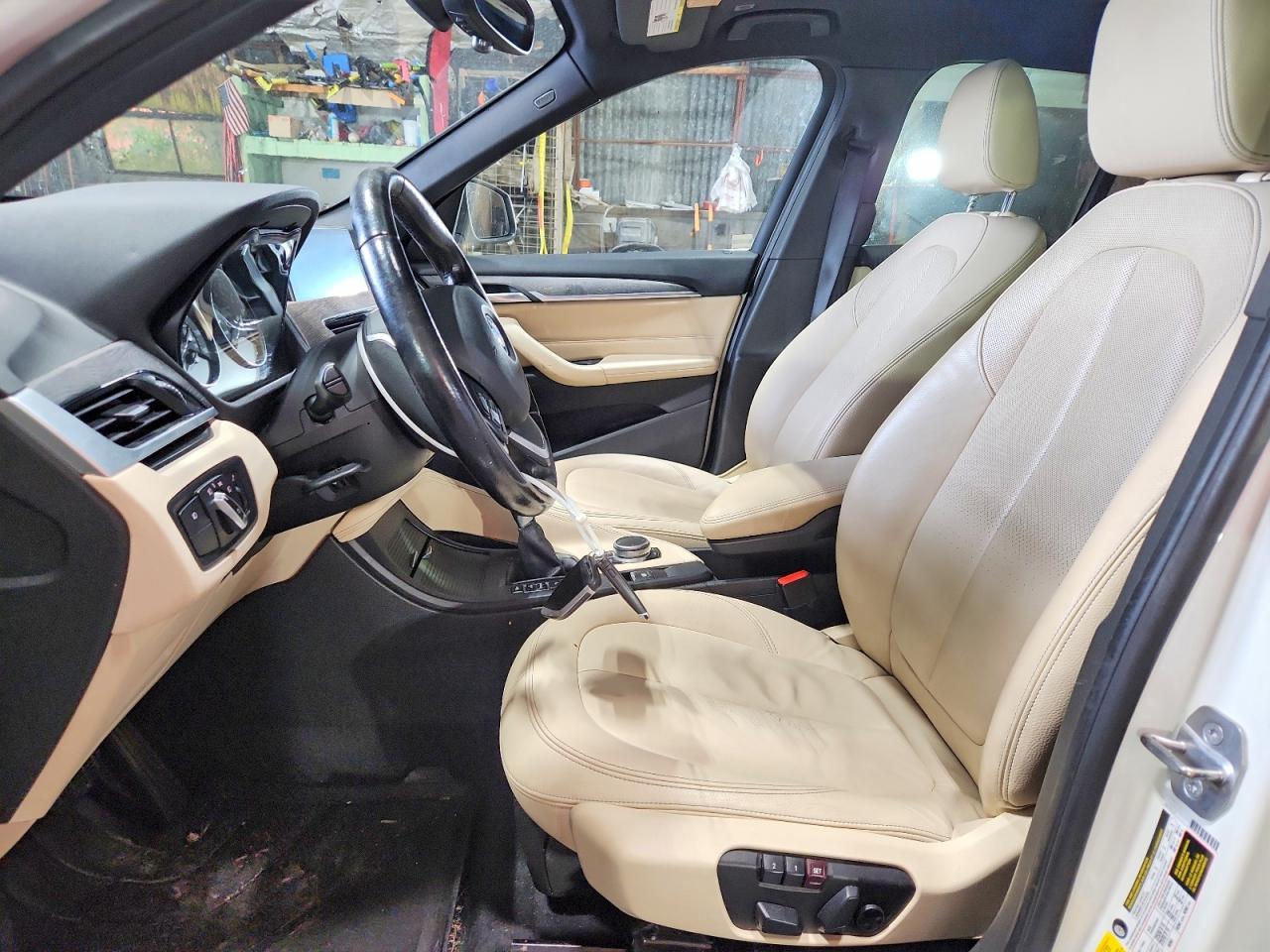 2017 BMW X1 xDrive28I - zdjęcie 7
