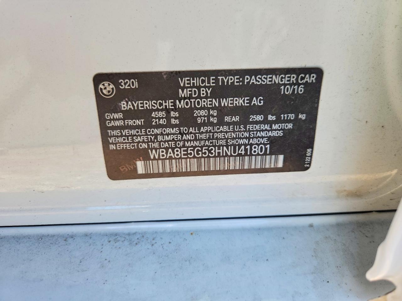 2017 BMW Seria 3 320i - zdjęcie 12