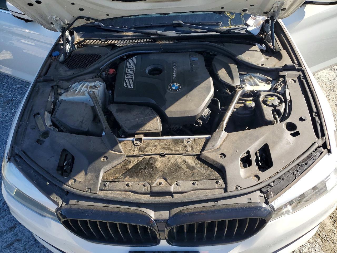 2017 BMW 530 I - zdjęcie 11