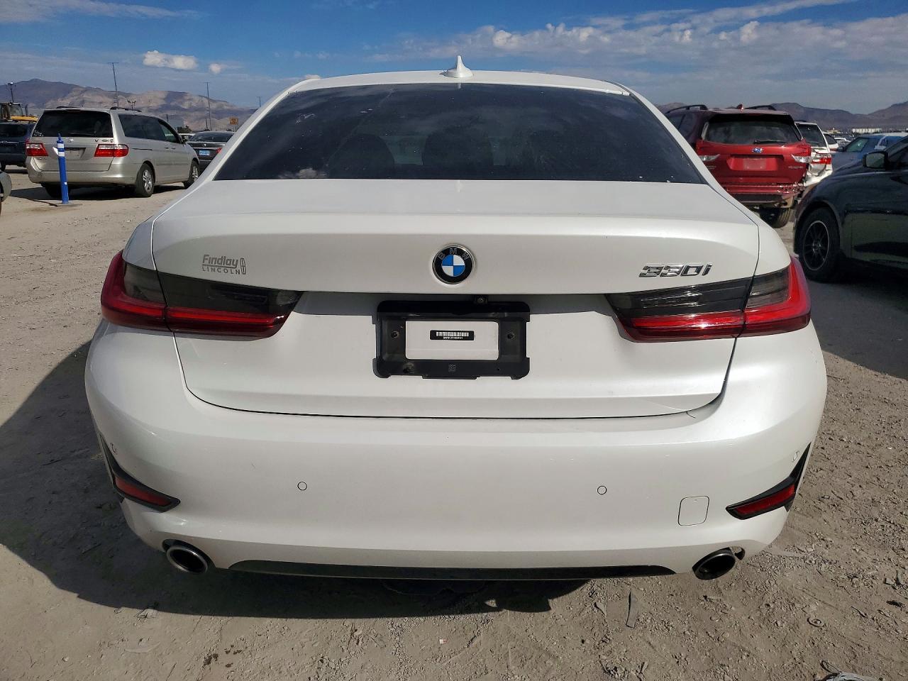 2022 BMW 330I - zdjęcie 6