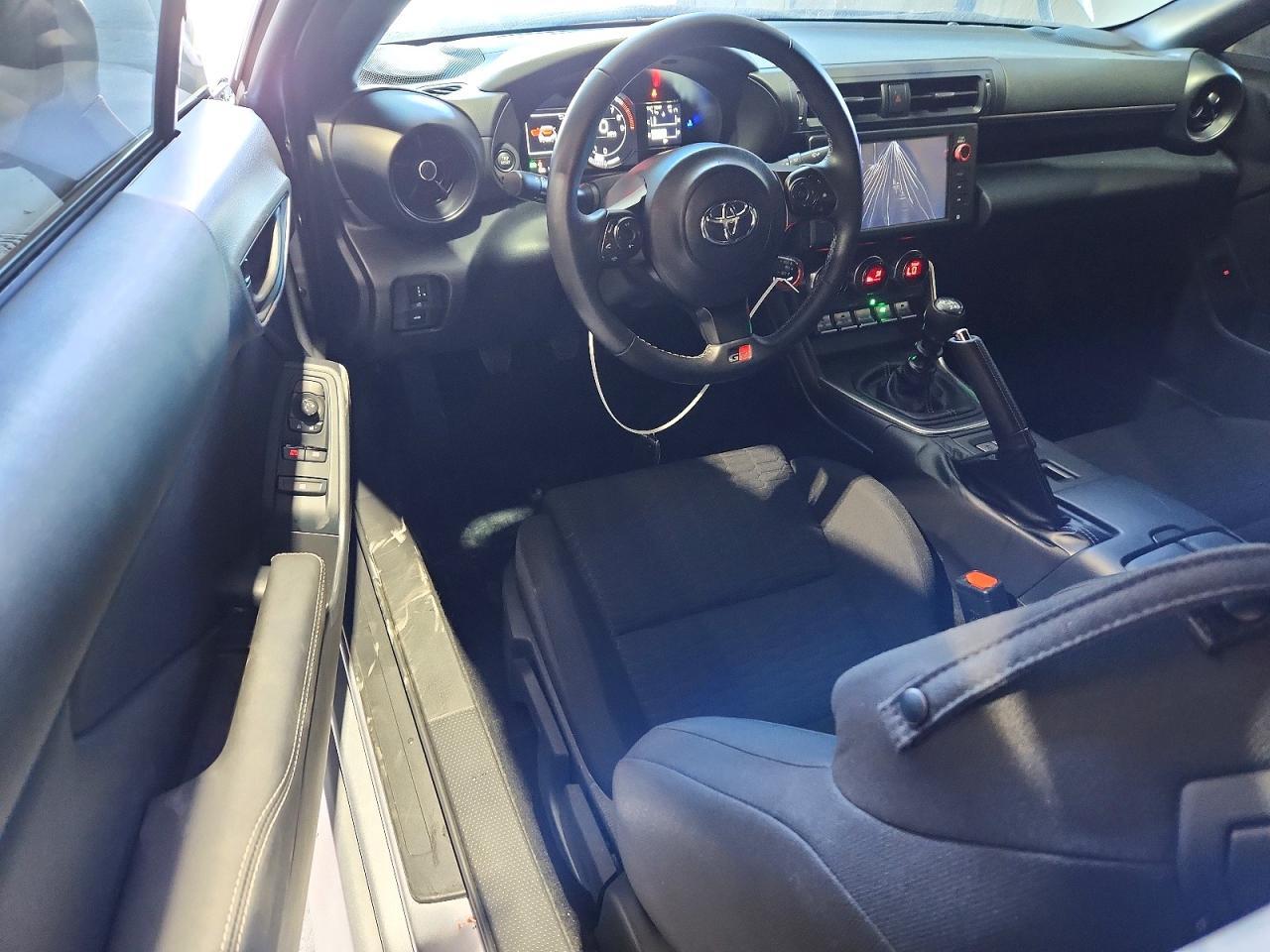2025 Toyota Gr86 Base - zdjęcie 8