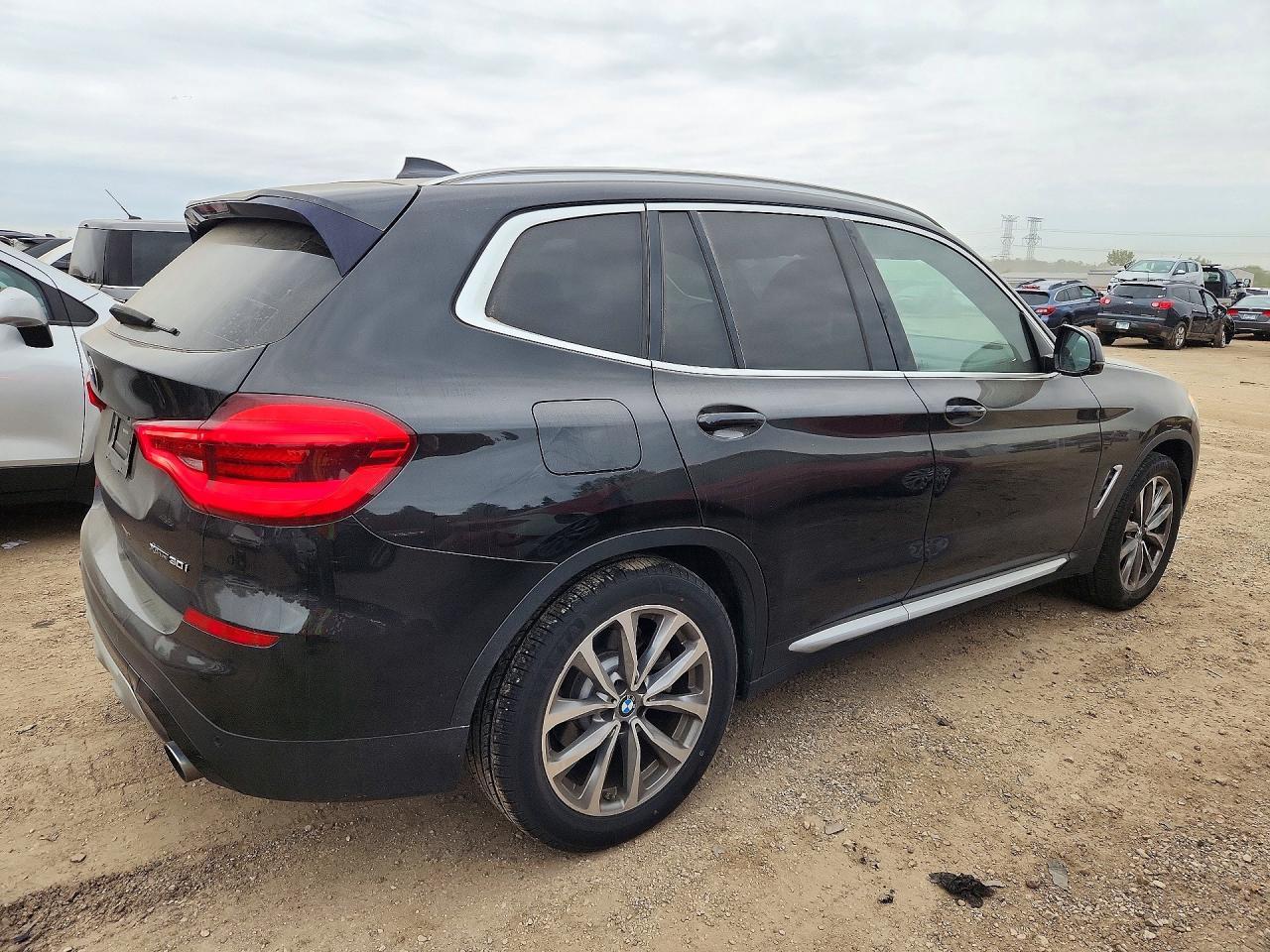 2019 BMW X3 xDrive30I - zdjęcie 3