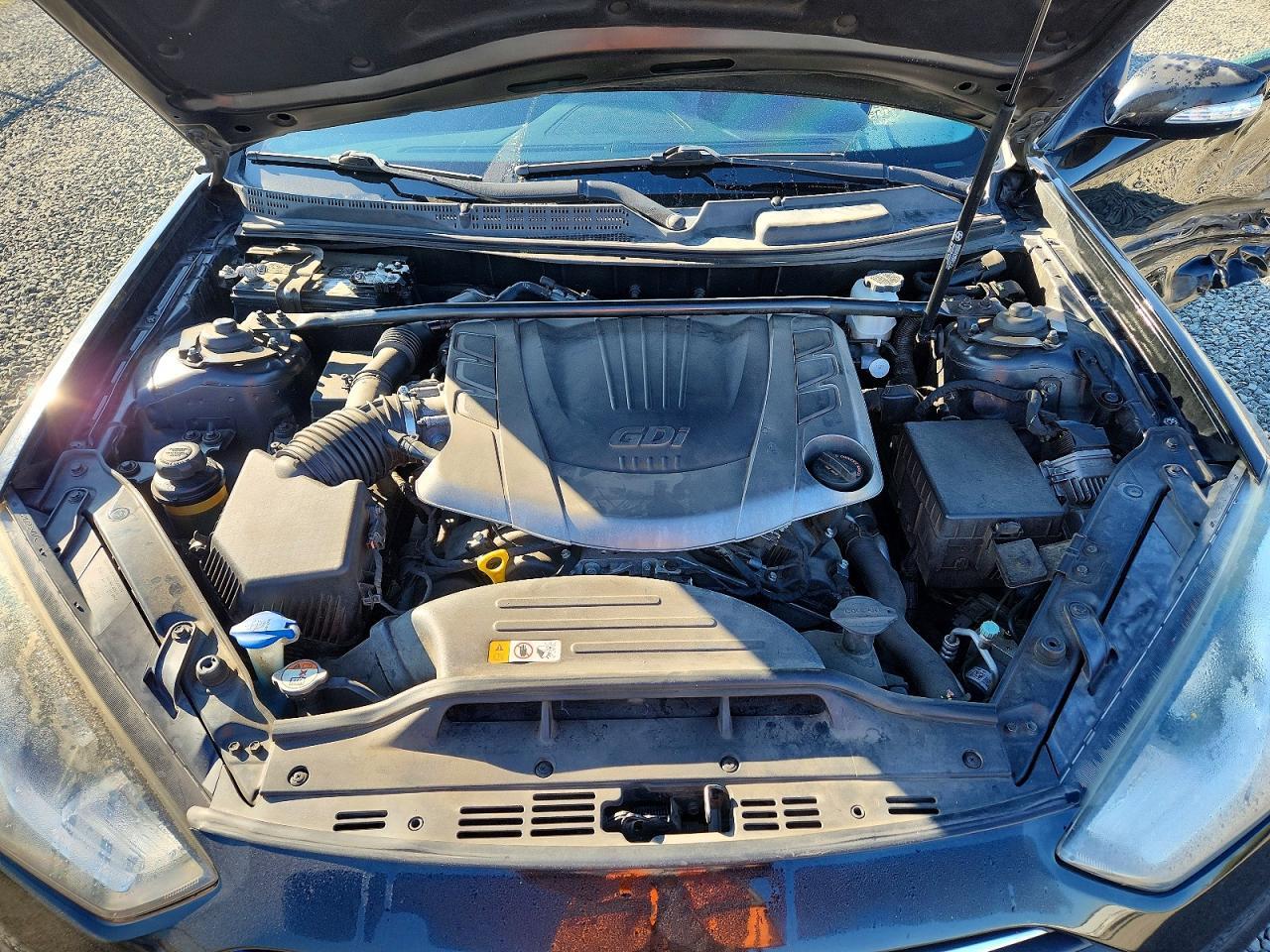 2013 Hyundai Genesis Coupe 3.8 Track - zdjęcie 11
