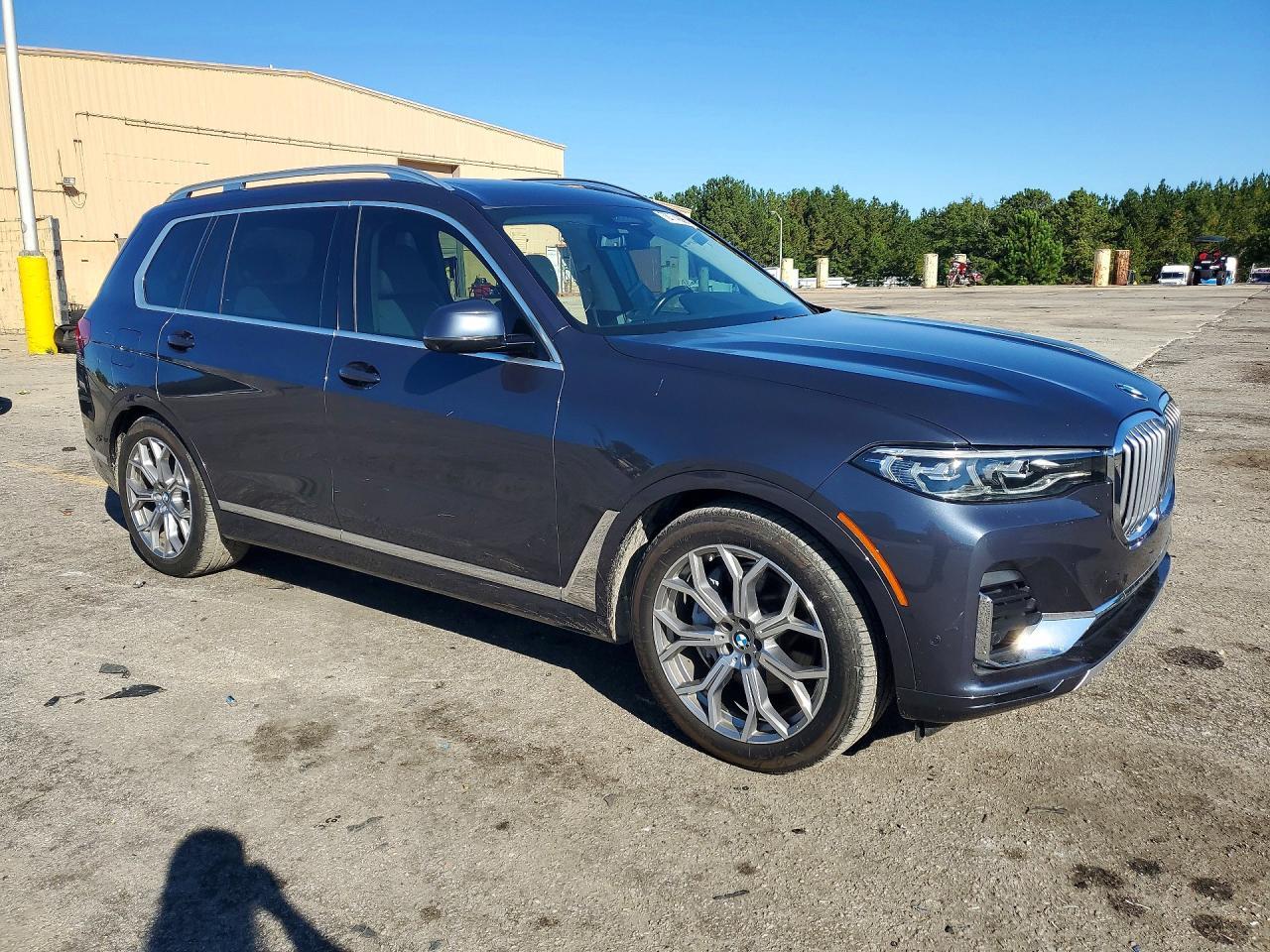 2020 BMW X7 xDrive40I - zdjęcie 4