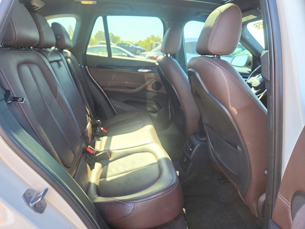 2016 BMW X1 xDrive28I - zdjęcie 11