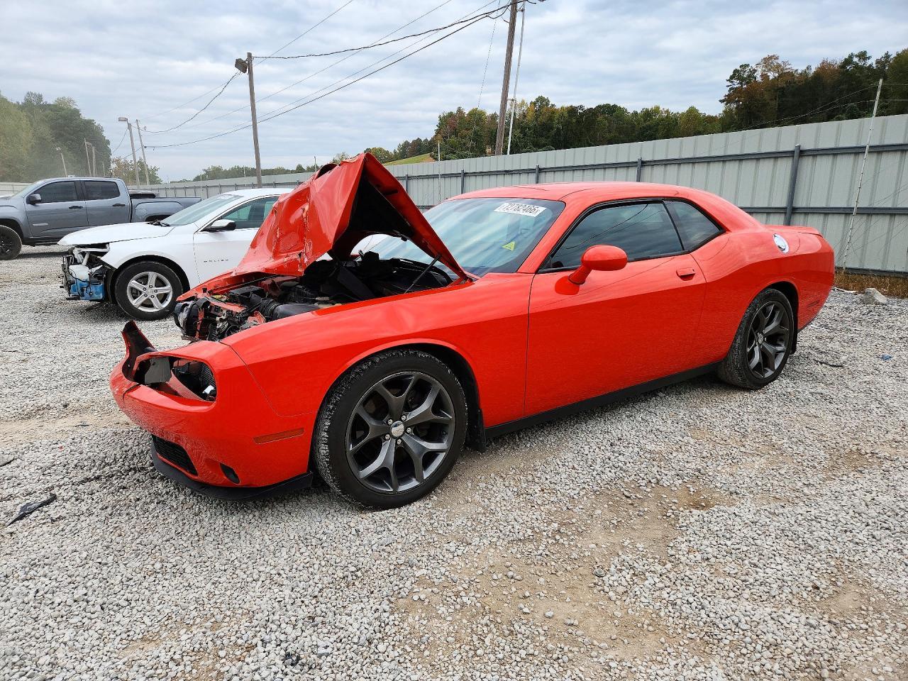 2016 Dodge Challenger Sxt - zdjęcie główne