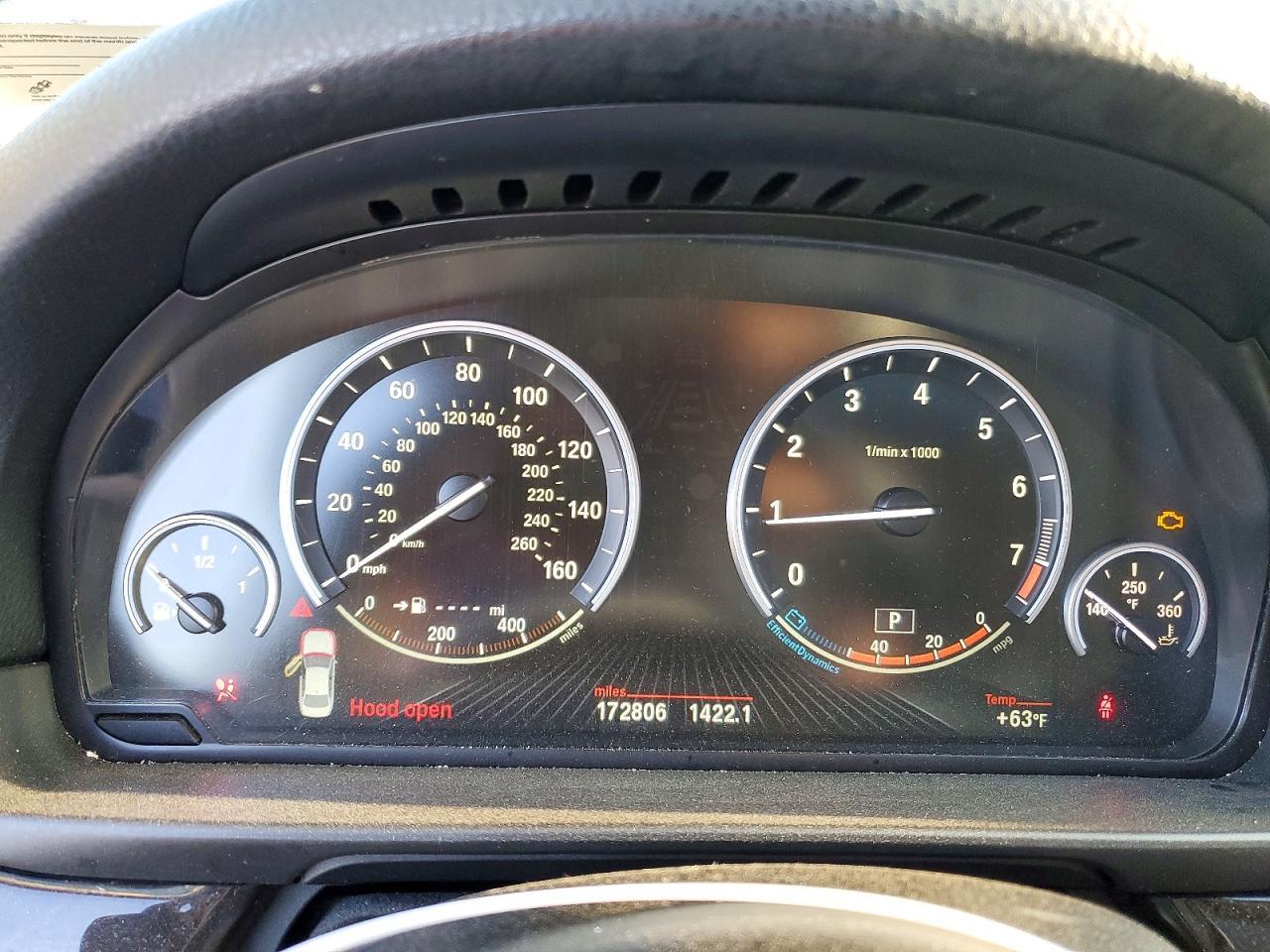 2015 BMW Seria 5 528i - zdjęcie 9