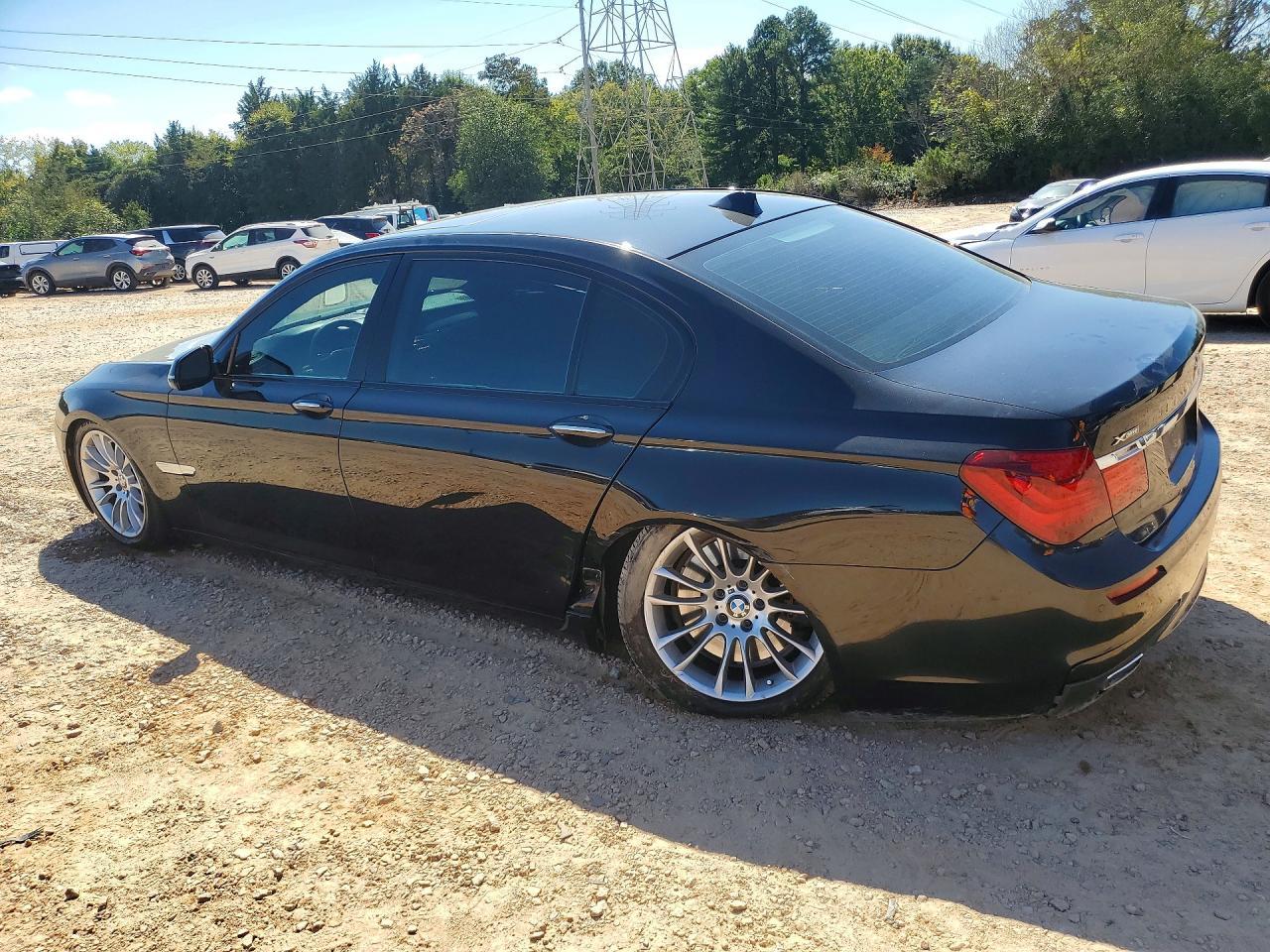 2015 BMW Seria 7 Alpina B7 - zdjęcie 2