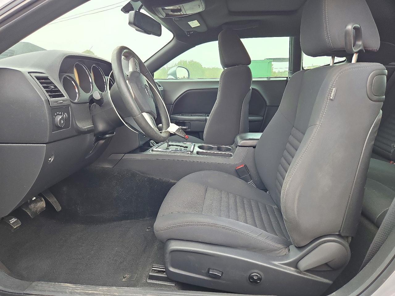 2014 Dodge Challenger R/T - zdjęcie 7