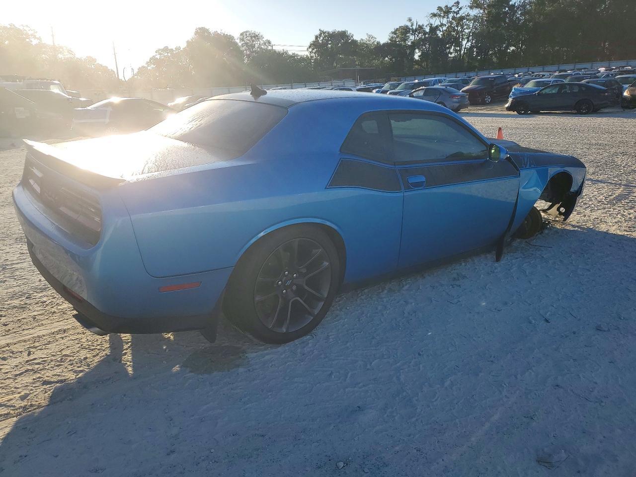 2023 Dodge Challenger R/T - zdjęcie 3