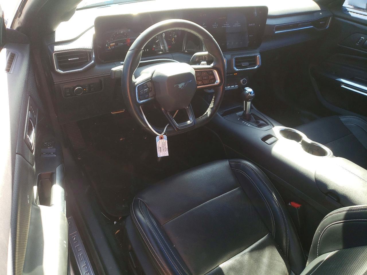 2024 Ford Mustang Gt - zdjęcie 8