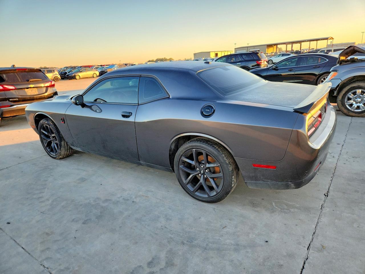 2019 Dodge Challenger Sxt - zdjęcie 2
