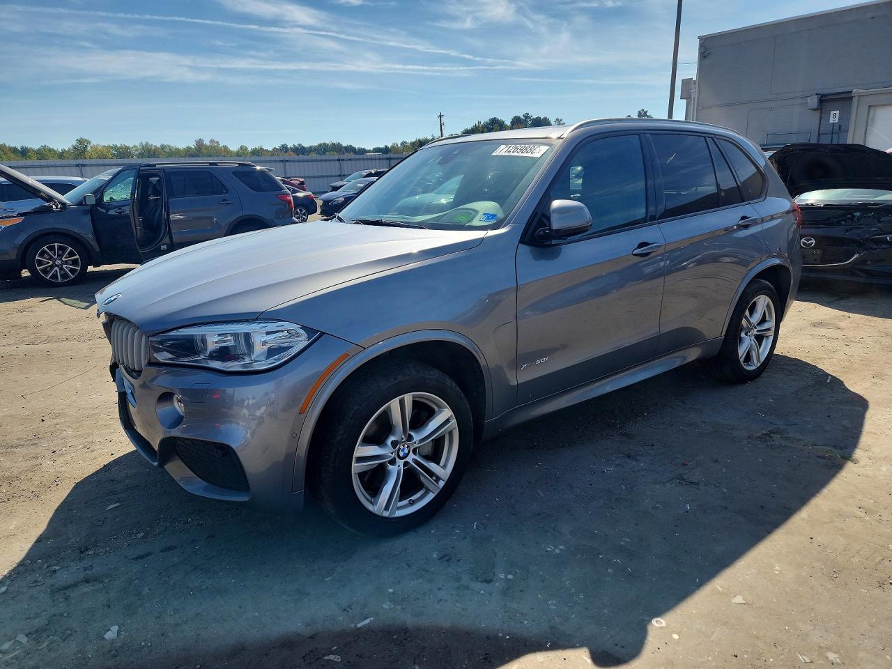 2016 BMW X5 xDrive50I - zdjęcie główne