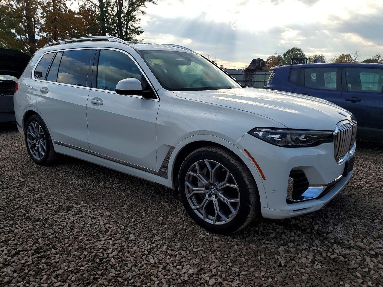 2020 BMW X7 xDrive40I - zdjęcie 4