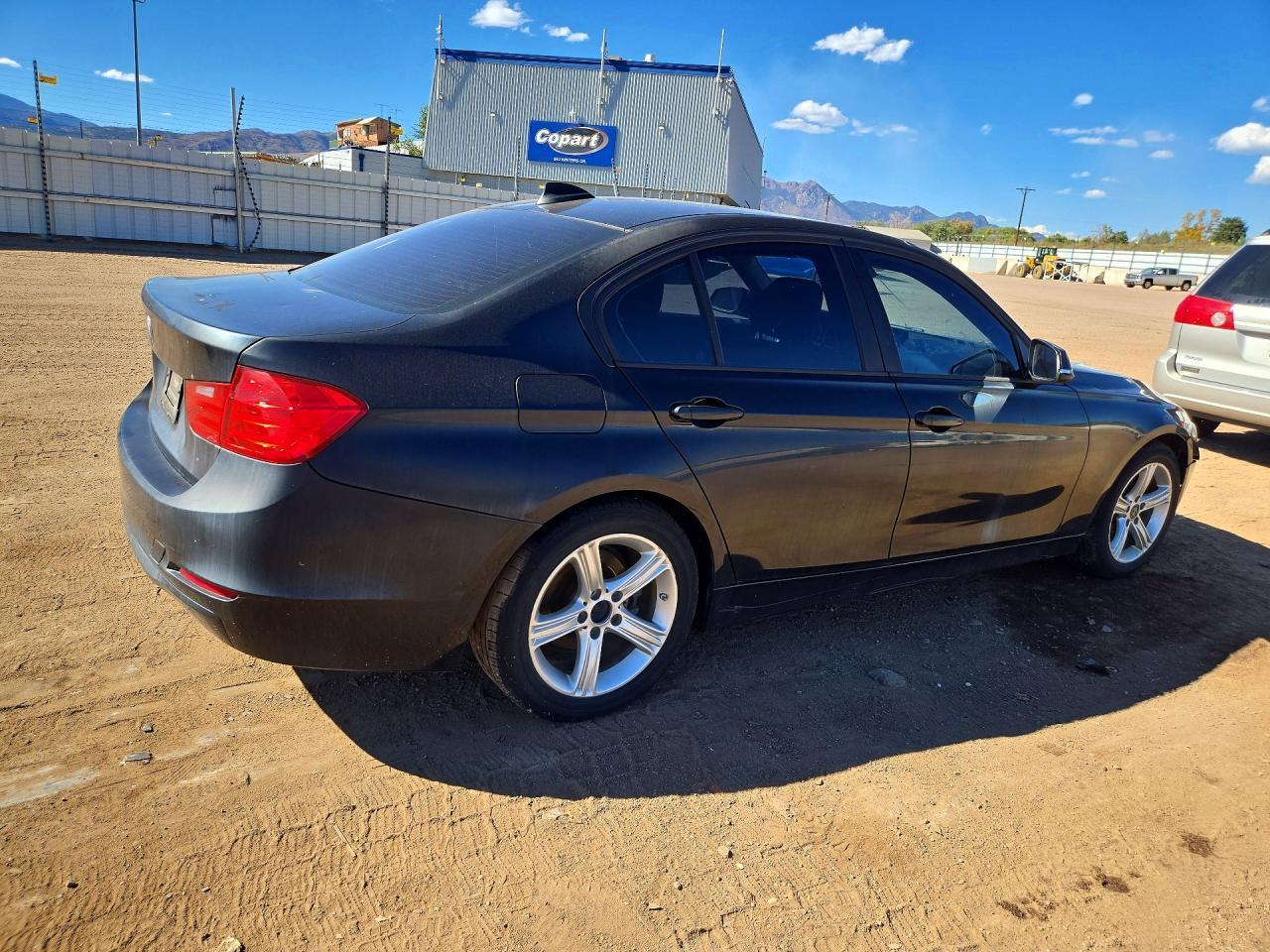 2014 BMW 320 I - zdjęcie 3
