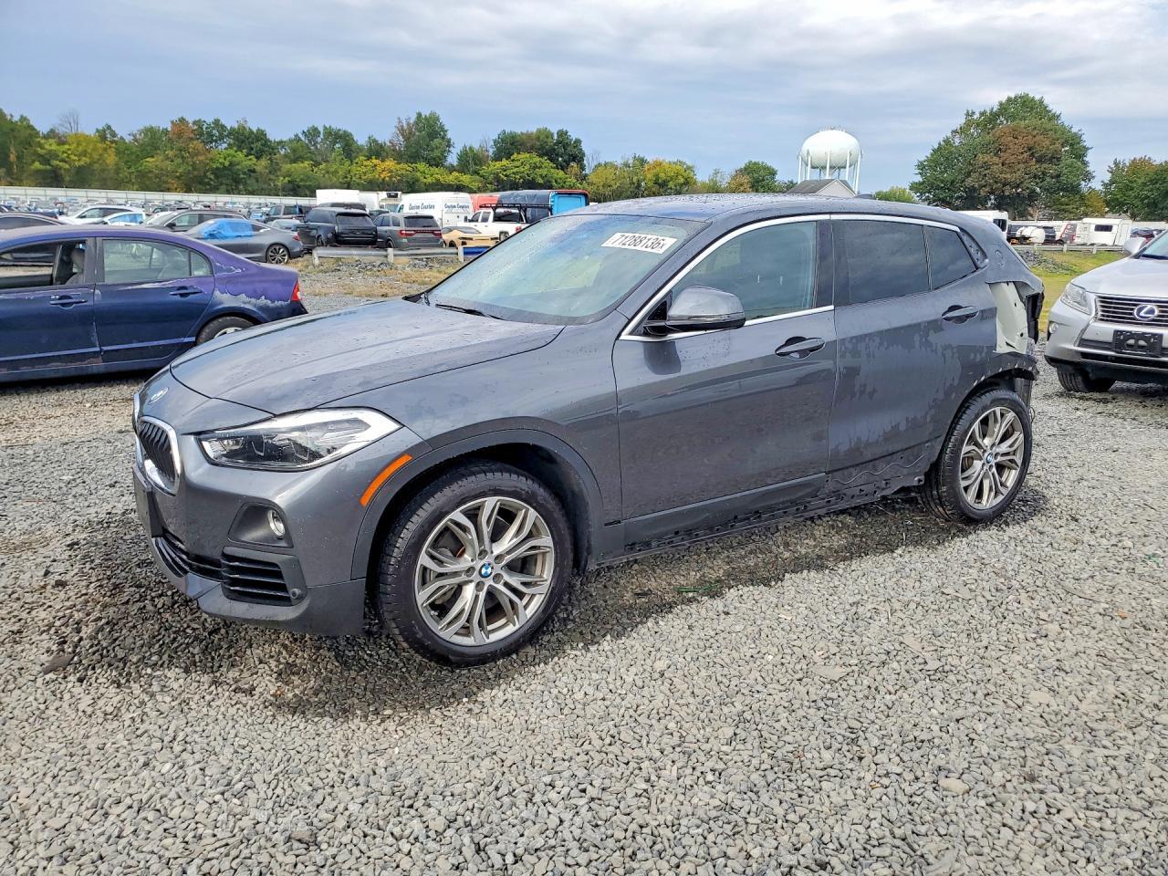 2020 BMW X2 xDrive28I - zdjęcie główne