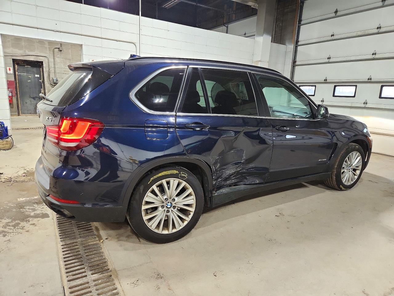 2015 BMW X5 xDrive50I - zdjęcie 3