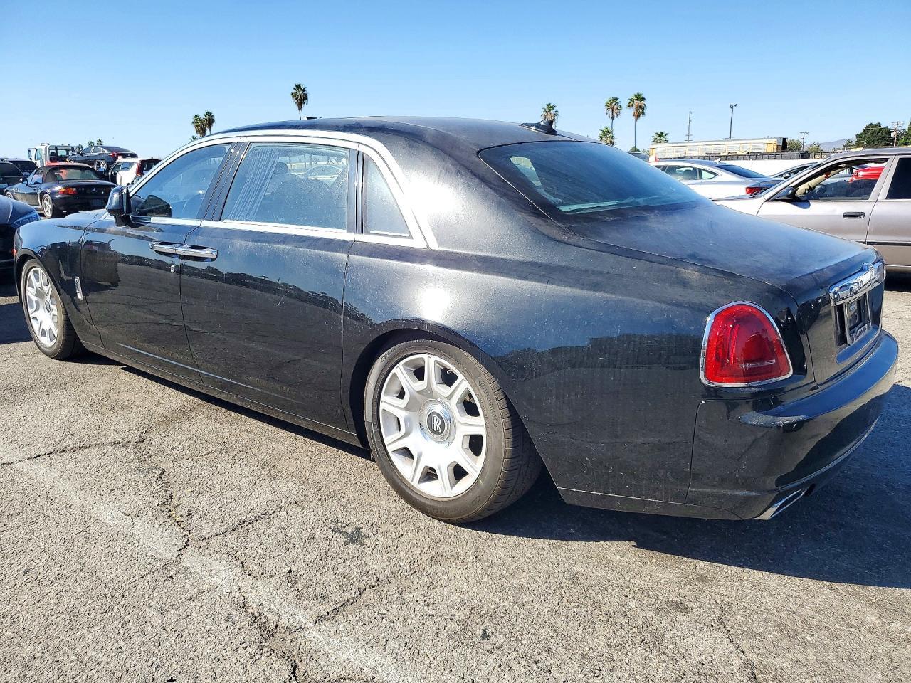 2013 Rolls-Royce Ghost - zdjęcie 2