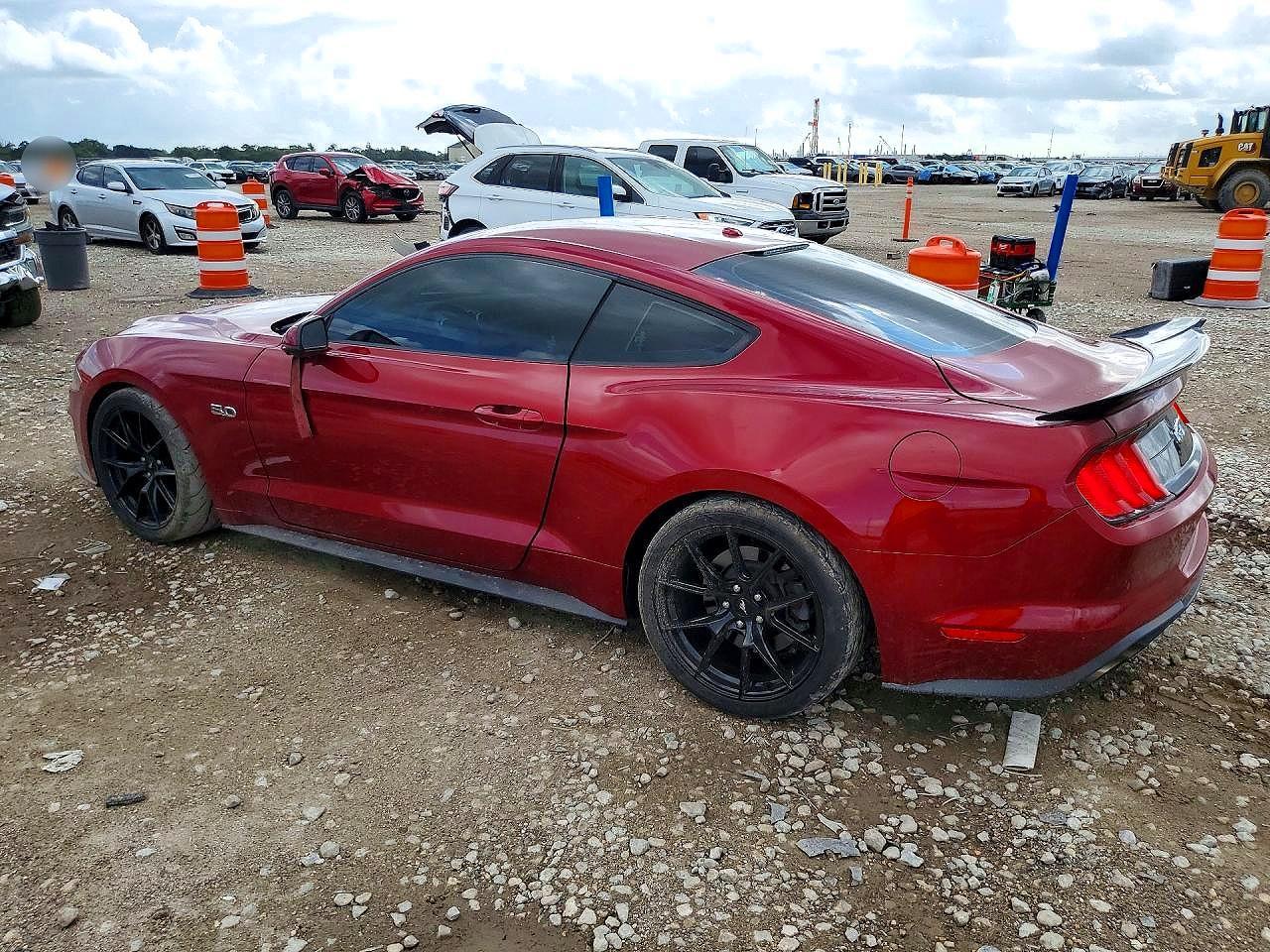 2019 Ford Mustang Gt - zdjęcie 2