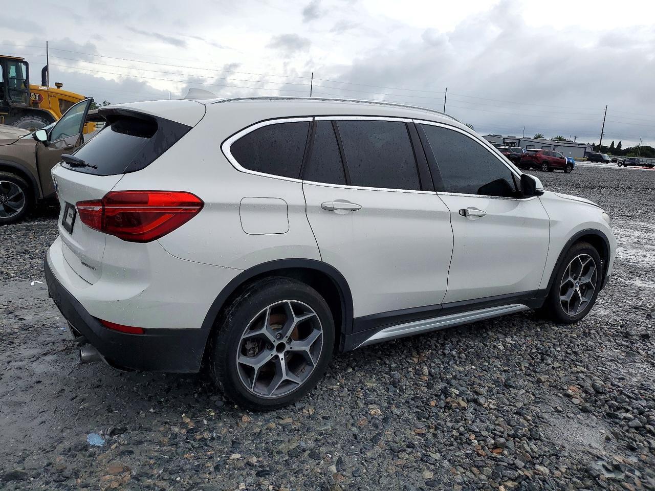 2018 BMW X1 xDrive28I - zdjęcie 3