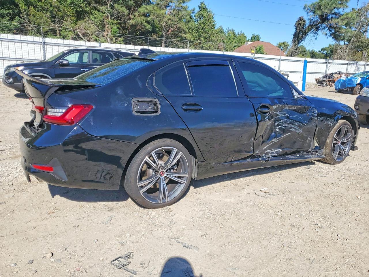 2022 BMW Seria 3 330i - zdjęcie 3