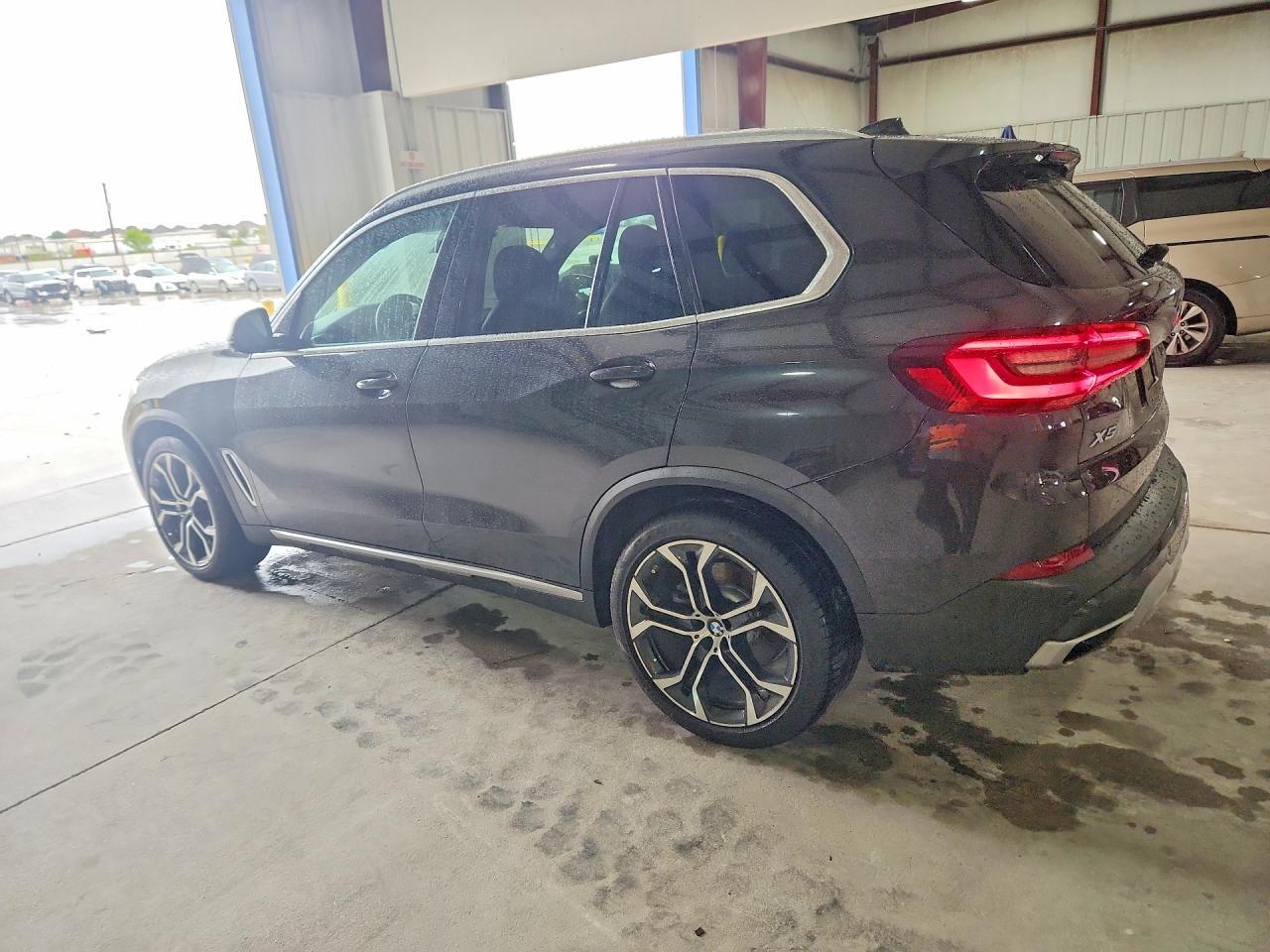 2020 BMW X5 Sdrive 40I - zdjęcie 2