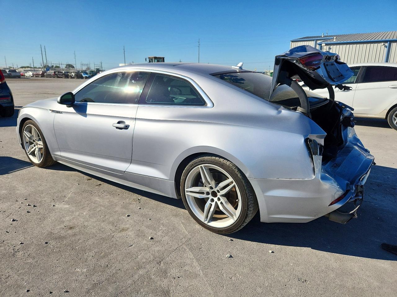 2019 Audi A5 Premium Plus - zdjęcie 2