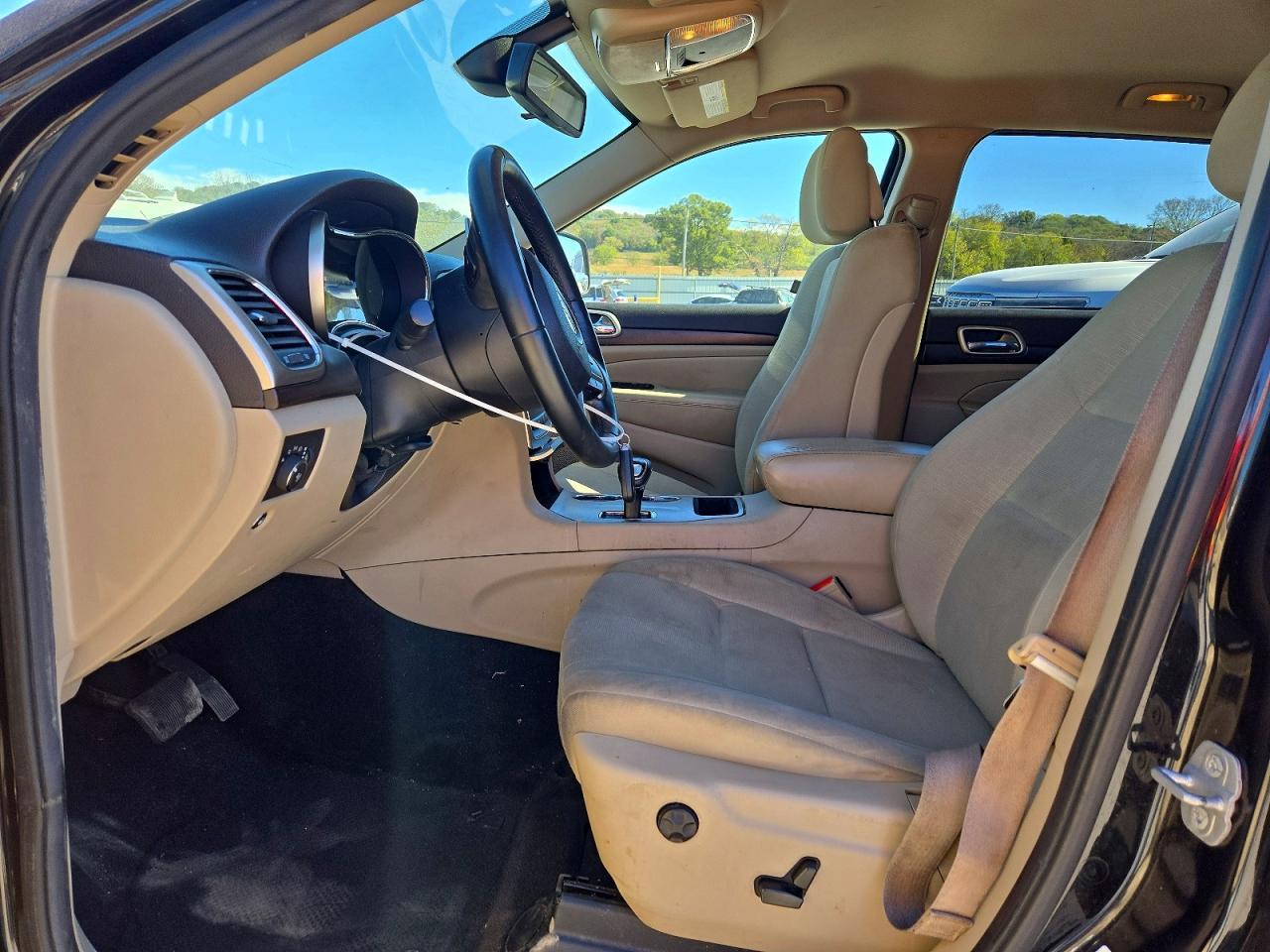 2014 Jeep Grand Cherokee Laredo - zdjęcie 7
