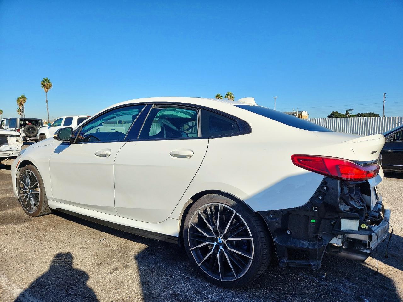 2020 BMW Seria 2 M235i - zdjęcie 2