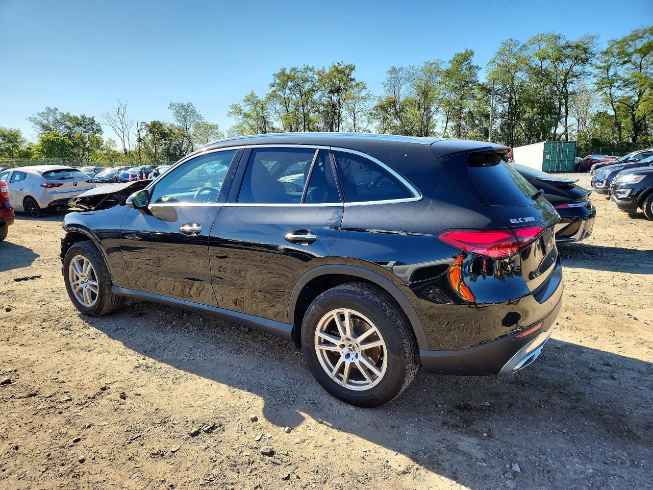 2023 Mercedes-Benz Glc 300 4Matic - zdjęcie 2