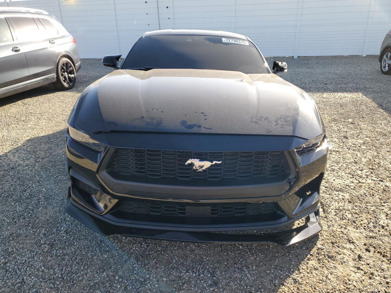 2025 Ford Mustang - zdjęcie 5