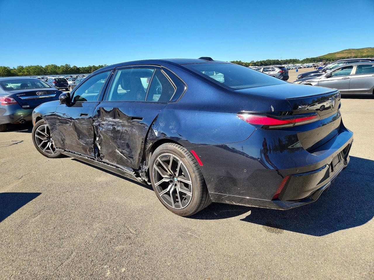 2025 BMW Seria 7 740i - zdjęcie 2