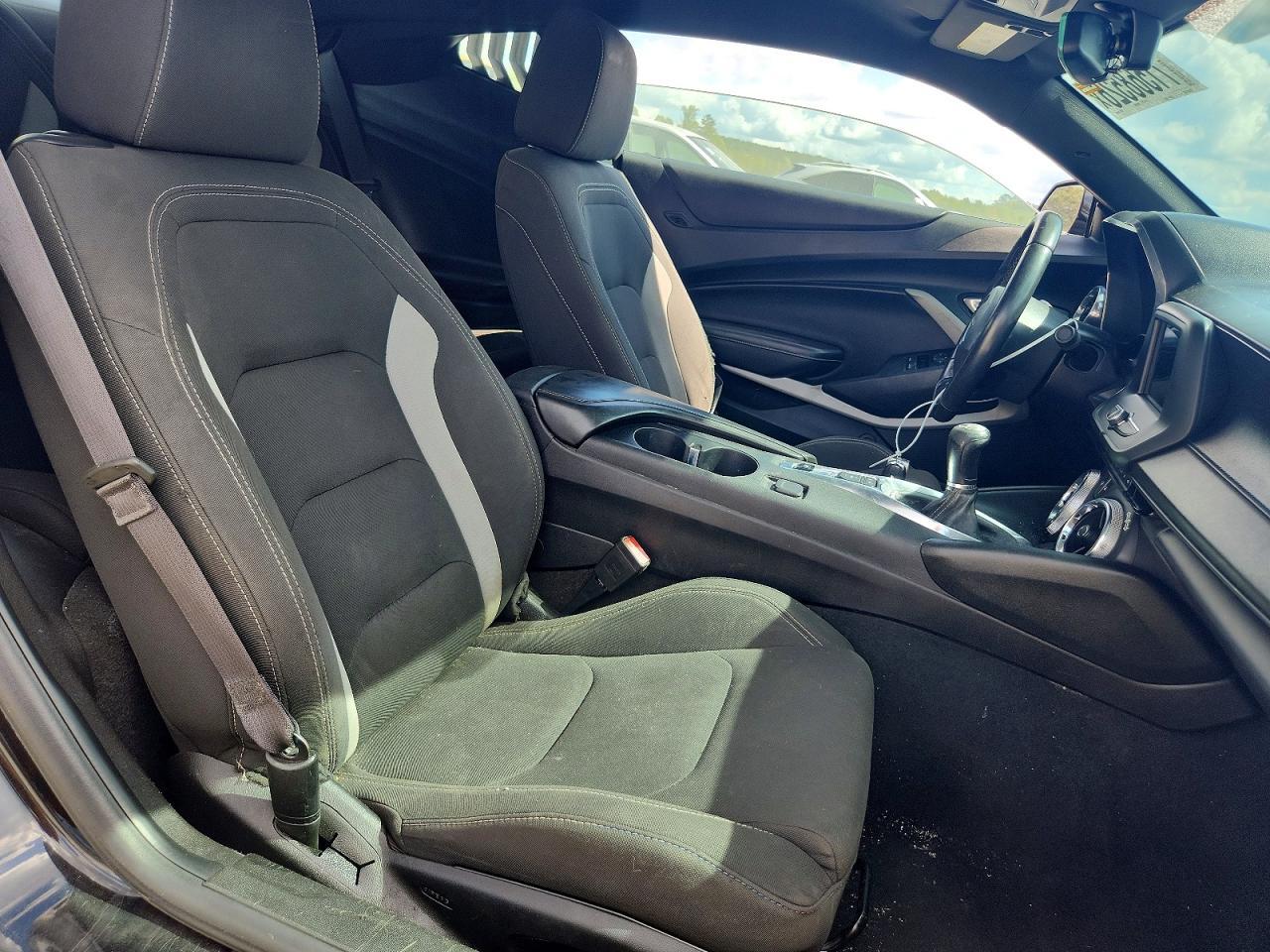 2019 Chevrolet Camaro Ls - zdjęcie 10