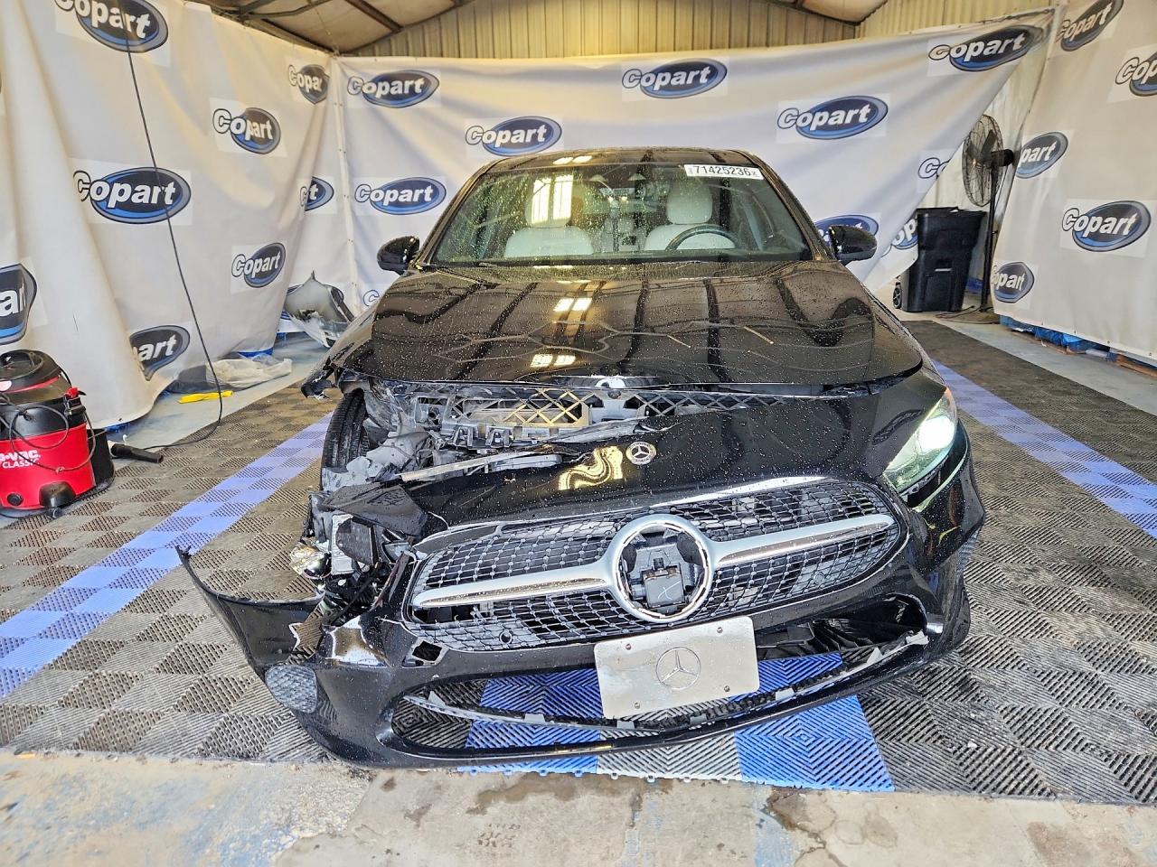 2020 Mercedes-Benz A 220 4Matic - zdjęcie 5