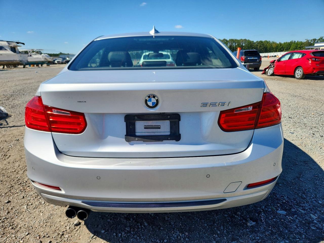 2015 BMW 328 I - zdjęcie 6